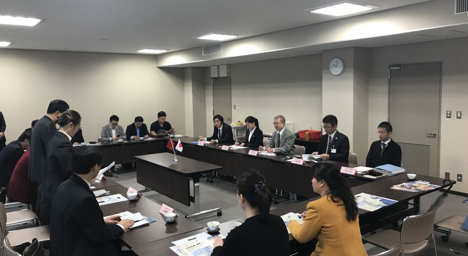 策划、主办山东省安丘市日本招才引智招商会 大阪商工会议所、日中经济协会协办